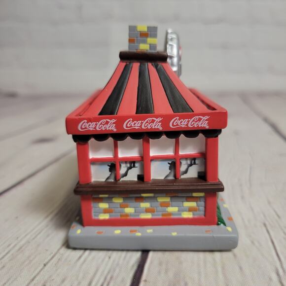 2003 Coca Cola Mini Clock Diner with people drinking coke inside NEW in box - Picture 4 of 12